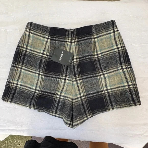 Forever 21 Plaid Skort in Blue and Beige - Picture 9 of 10